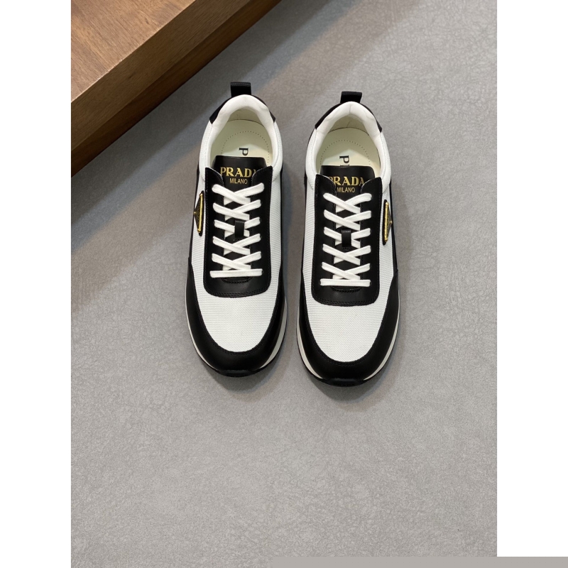 Pra*a casual shoes